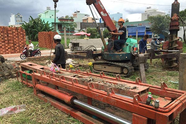 Ép cọc bê tông Móng Nhà cho các công trình nhà dân, nhà phố, nhà ngõ hẻm