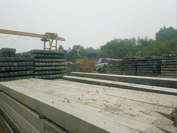 Giá ép cọc bê tông hàng rào là bao nhiêu?