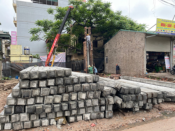 Máy Neo thi công ép cọc bê tông nhà dân cọc 200x200