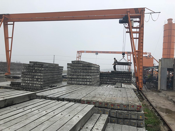 Hình ảnh xưởng đúc cọc bê tông thăng long